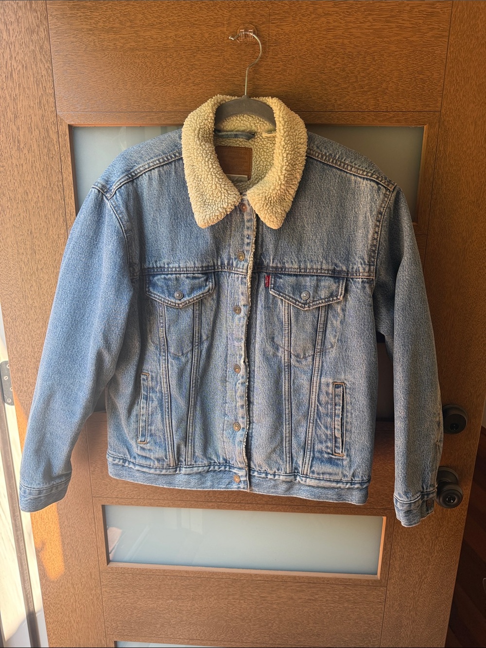 Levi's Light Blue Denim Jacket with Cream Sherpa lining